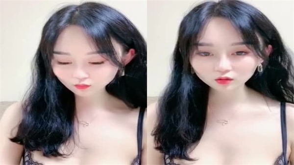 2021年绝世尤物！这身材天上地下独一份，看一眼就硬爆！ 海报