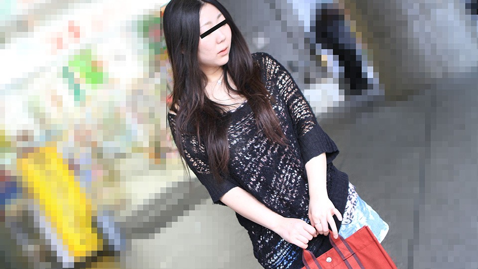 10musume-082223_01-FHD 天然爆乳素人少女商店行窃被抓，剥光衣服全裸体诱惑审问！ ~ 及川ハルナ 海报