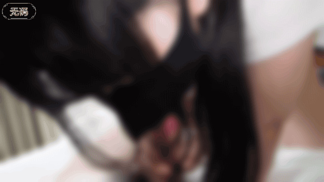 FC2-4286620 秋葉で大人気コンカフェ店員めぐちゃんと甘々イチャイチャセックス♡肉壁マンコに連続濃厚射精 海报