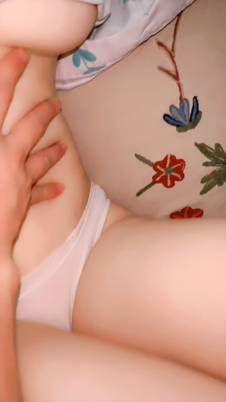 二零二五五月二十一_拉女大学生下海1 海报