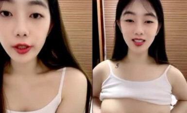 七彩主播幼校老师：巨乳教师粉嫩美鲍~清纯校园女神回家淫穴大开，判若两人的极致诱惑！ 海报
