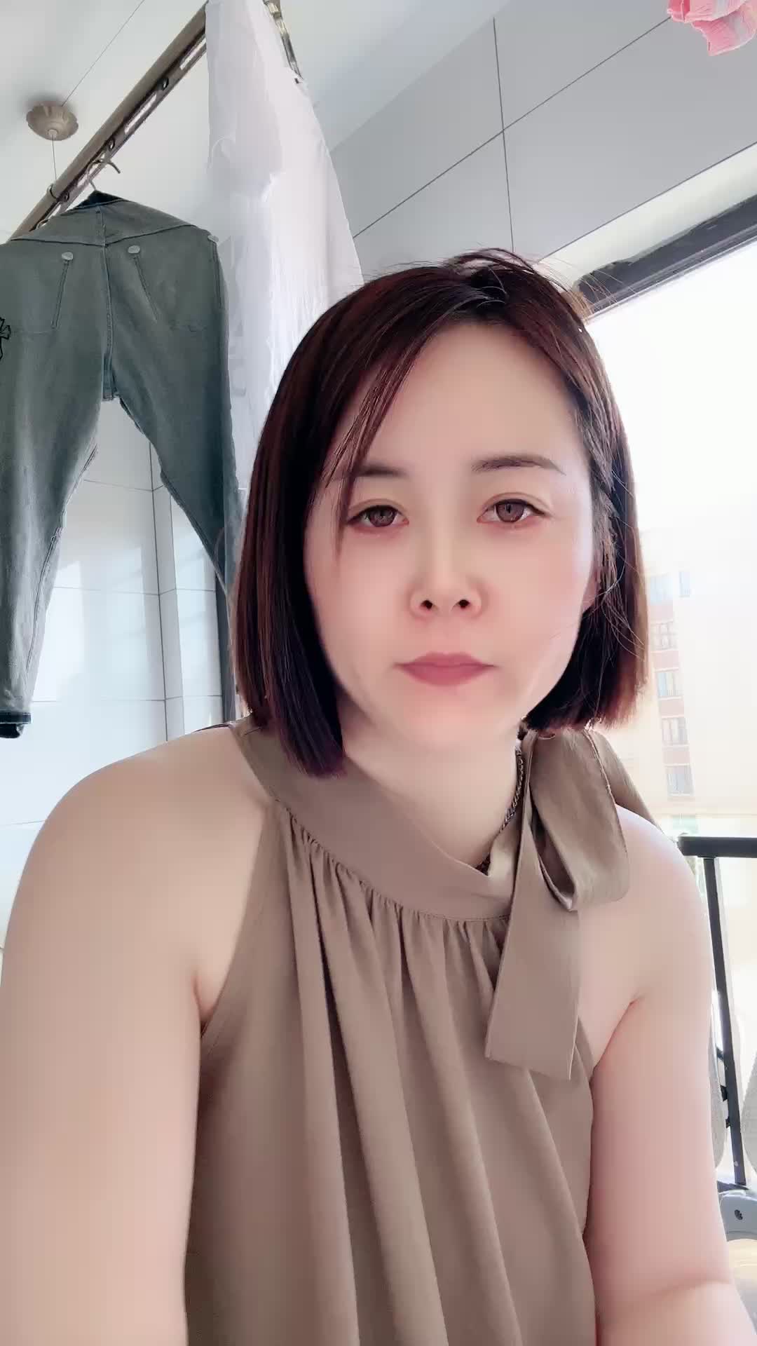 二零二五五月零三号_小优1 海报
