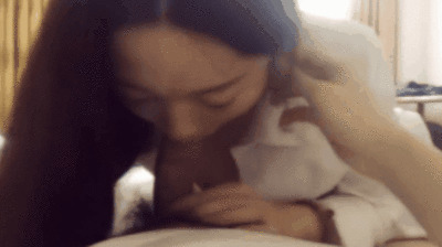 金发尤物英语教师の私人授课 极品熟女一对一指导[ABP-123] 海报
