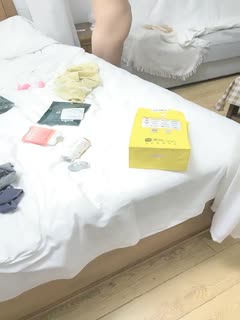 榨精少女_高挑长腿萝莉，史上最干净的小穴之一，无套内射.. 海报