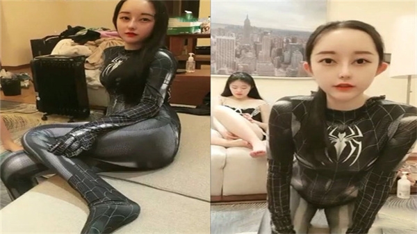 酒店双飞极品姐妹花！小热吧无套狂插呻吟，互舔蜜穴自慰高潮喷水 海报