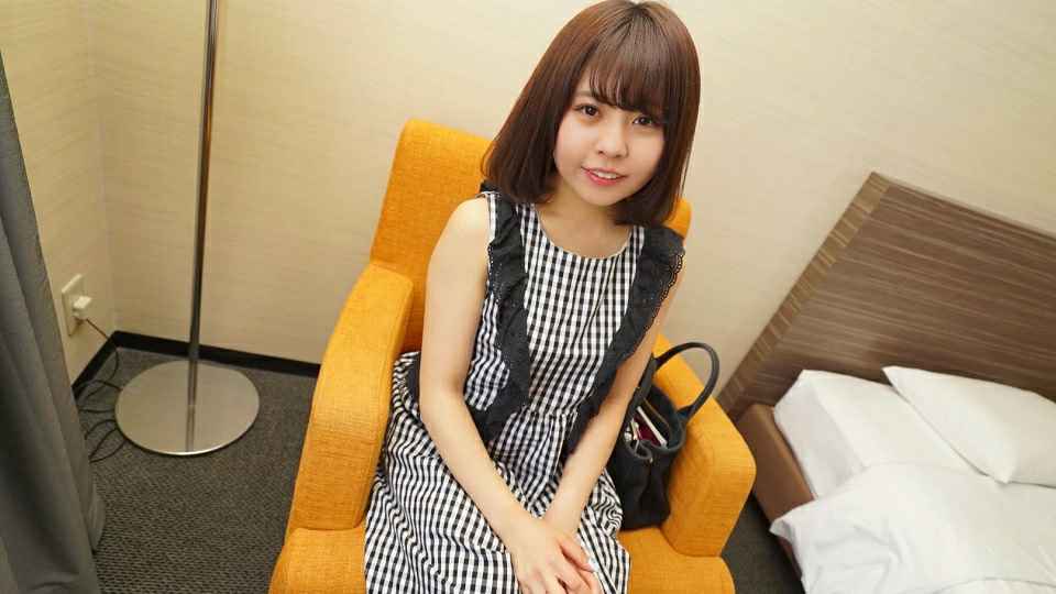 Heydouga -PPV-4 あの芸能人似の激カワ女子大生から禁断の才未成年まで – これが本物リアル素人！時間耐久「しろハメ総集 海报