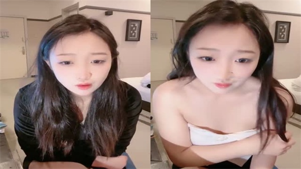 极品尤物贺多多自慰狂喷高潮！无毛嫩穴无套抽插，汁液飞溅诱惑实录 海报