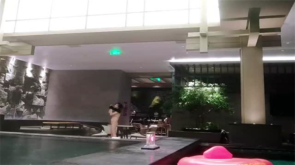 【绝密偷拍流出】国内洗浴会所第15期：浴室激情娇喘连连！ 海报
