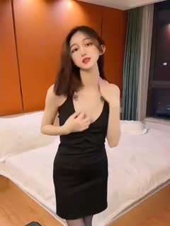 网红_【梦杰的眼镜骚母狗】十个眼镜九个骚_她是骚中极品... 海报