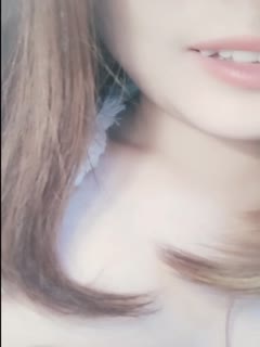 機直播平台年齡不大看着很清純的美女主播漏奶漏b小秀 海报
