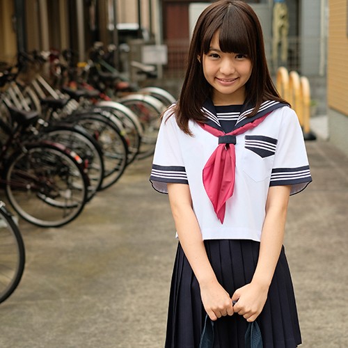 HISN001ロリ系めちゃカワの女の子◆大人数でぶっかけ輪●！！ザーメンだらけ！. 海报