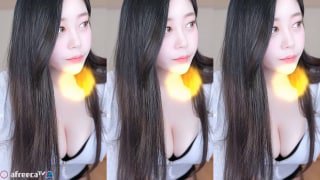 叶璃221129 (4) 海报