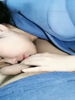 有觀淫癖愛看老婆和別人啪啪，把外送小哥勾上床... 海报