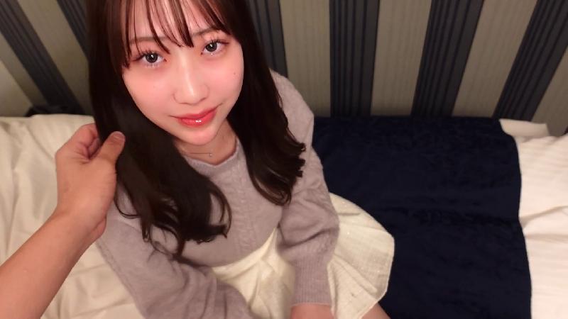 [无码]FC2-PPV-3189426初撮影・颜出し【无修正】若干20歳で既..でな肉棒にしゃぶりつく色白美巨乳のFcup现◯女子大生に连続膣内射精！！ 海报
