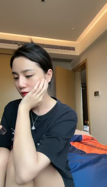 二零二四年四月二十四号_御姐小只马 海报