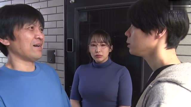 今天你和哪位老婆在一起 隔壁住著两个具有双重性格的妻子：太纯真的‘瑞希’和太淫荡的‘瑞希’。水木弥1【中文字幕】 海报
