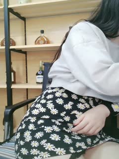 肥臀长腿极品御姐~自慰大秀，特写蝴蝶粉穴 海报