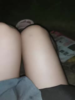 户外女神深夜开撩，勾搭夜钓大哥激情啪啪，露脸漏奶又漏逼 海报