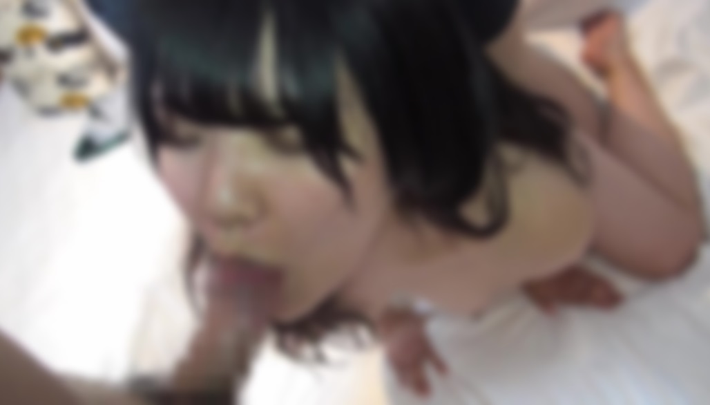 【未经审查#露脸】为了钱决定出场，却在拍摄时哭了。 海报