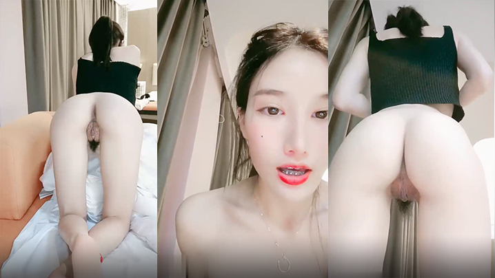 【清纯翘臀】美穴小姐姐今天独自一人诱惑，没穿内裤翘起屁股露逼，揉捏奶子表情淫荡，站立对著镜头掰开屁股。 海报