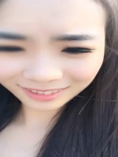超级骚的美女主播二嫂户外直播进村一路浪叫给翻倍的车费求司机师傅干她一炮外面操完进车里操对白精彩 海报