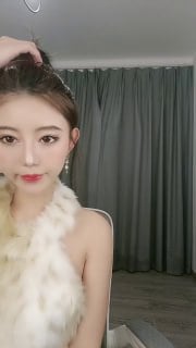 颜值女神精彩来袭，性感好身材火辣红唇诱惑 海报