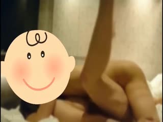 一個笑起來特別甜美可愛的溫柔女友大尺度X愛視圖流出（下部） 海报