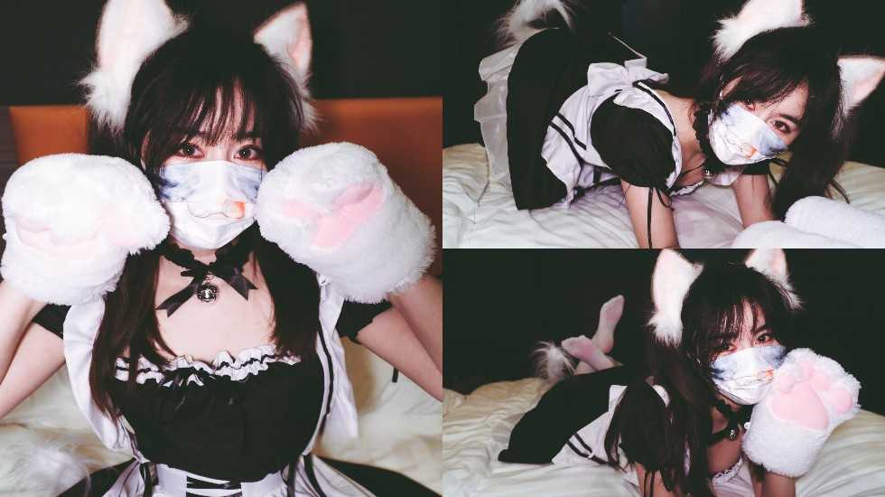电竞酒店的女仆陪玩服务! 海报