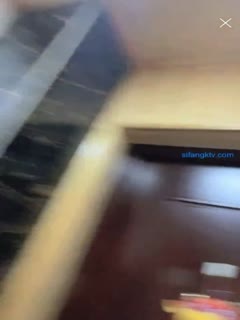 #直播 大眼睛纯情的脸蛋儿，还有木瓜般挺拔粉嫩的大奶子 海报